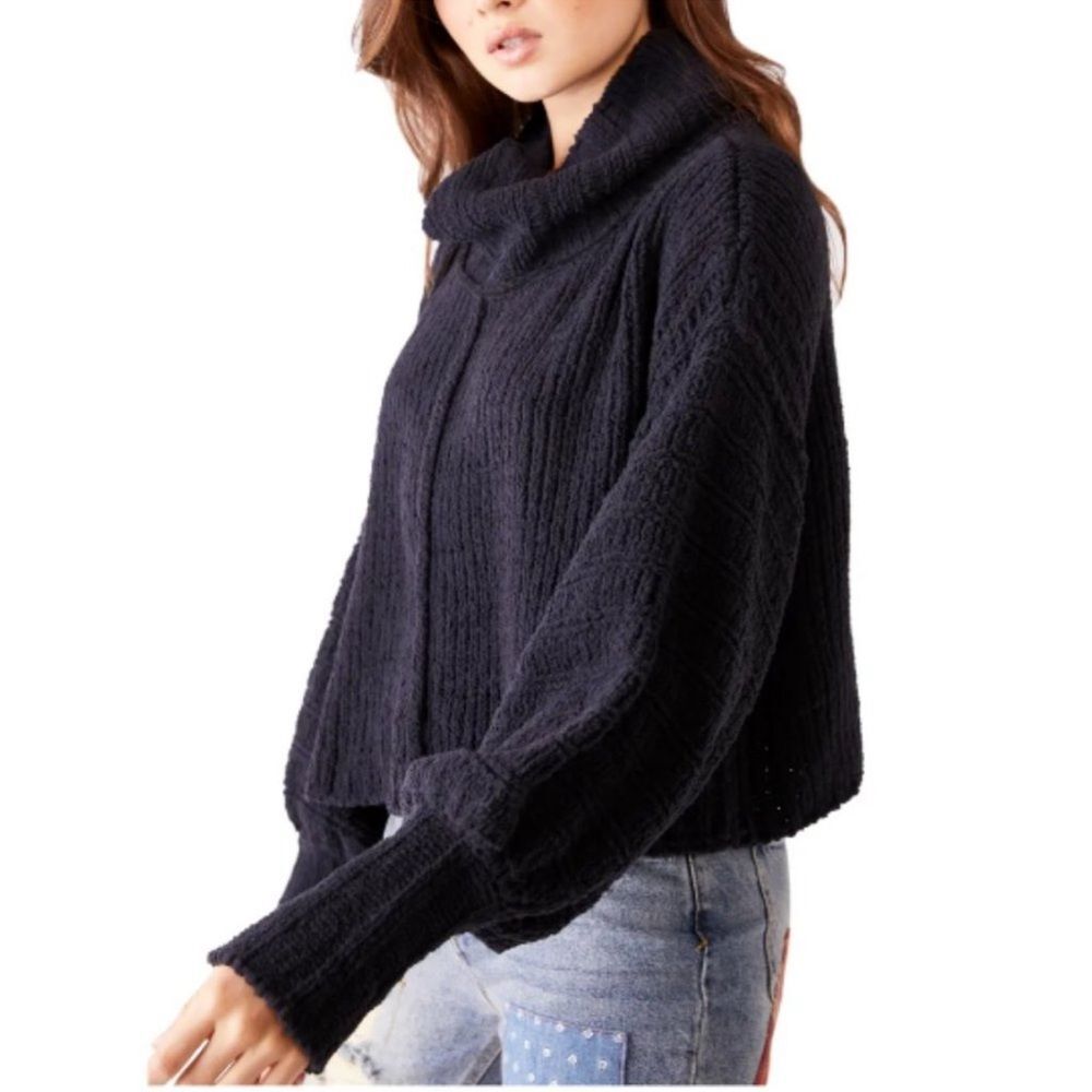 Free People Be Yours Sweater Size XS Black Cowl Neck Chunky Knit Balloon Sleeves